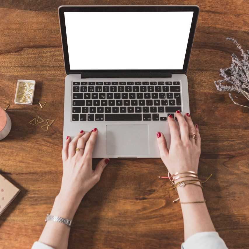 top-view-worker-using-laptop